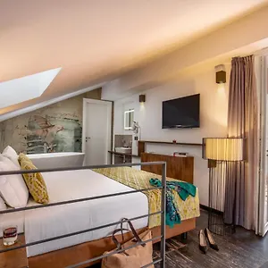 Navona Essence 3*, Rom Italien